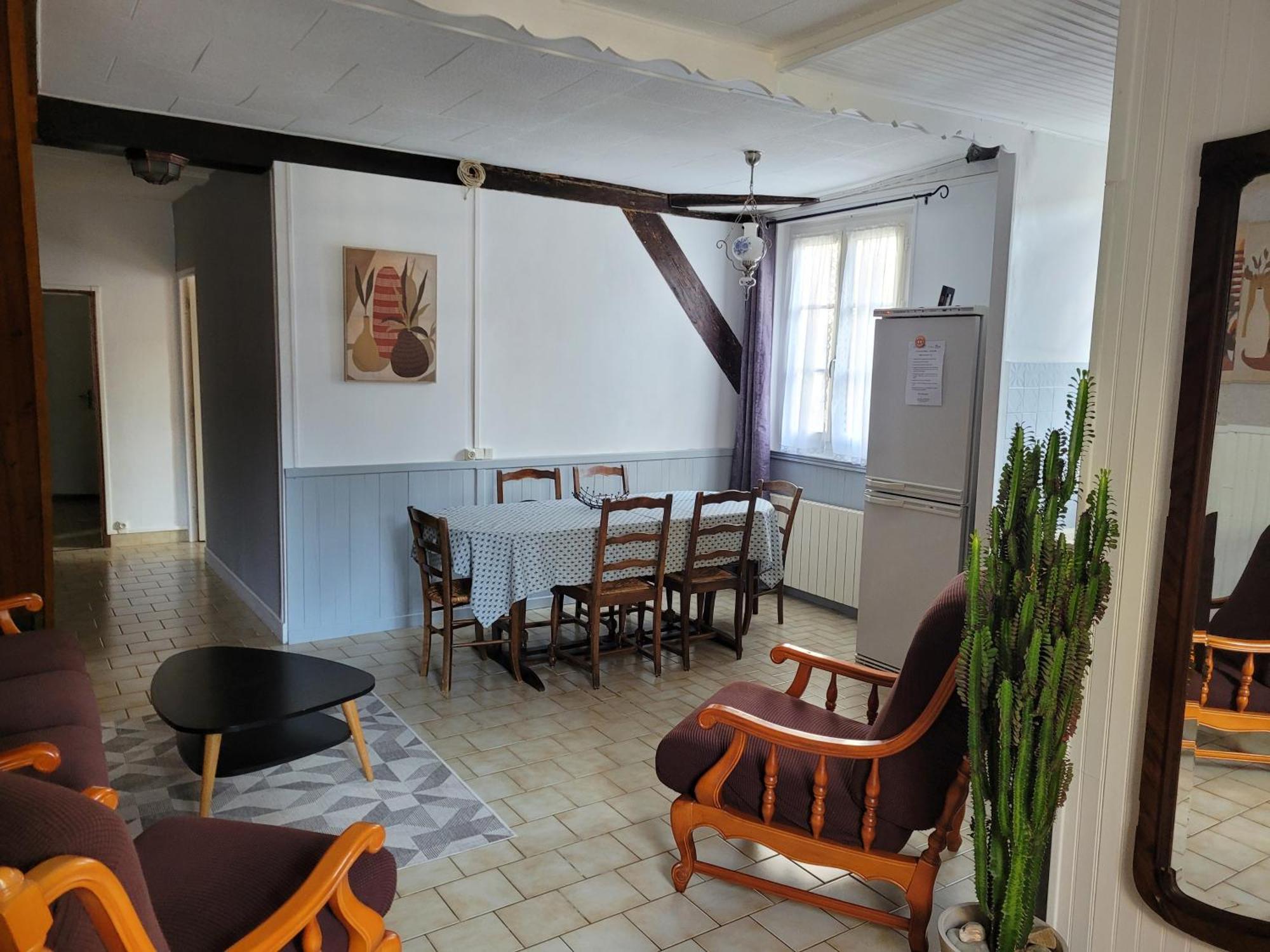 La Charité-sur-Loire La Cour Du Chateau المظهر الخارجي الصورة