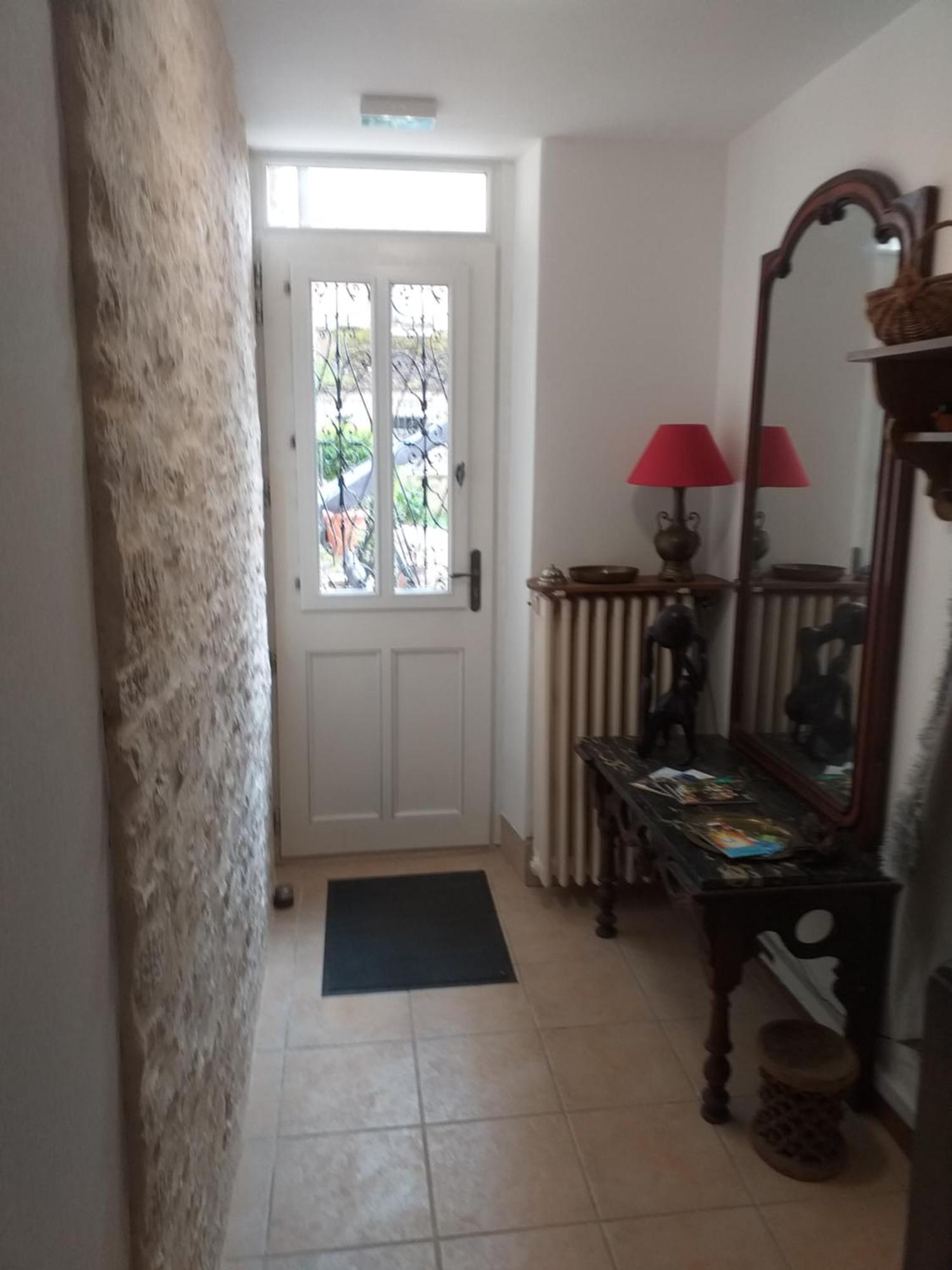 La Charité-sur-Loire La Cour Du Chateau المظهر الخارجي الصورة